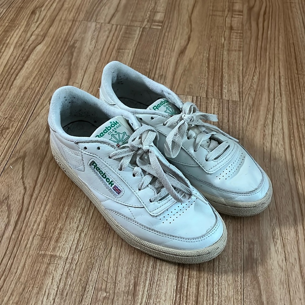 Reebok women’s Club C Vintage Shoes